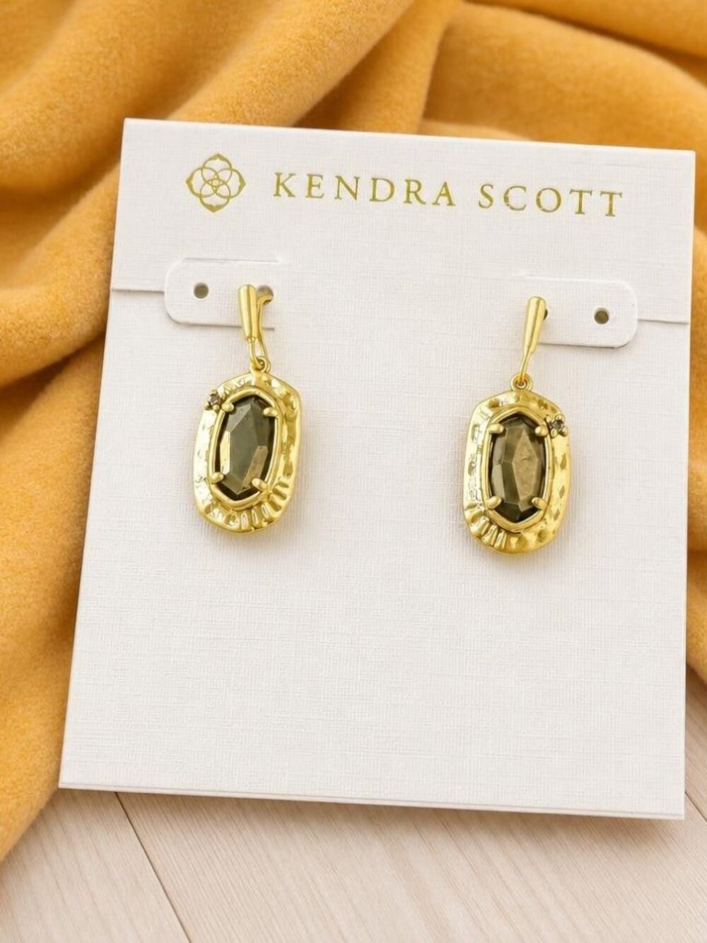 Kendra Scott Anna Vintage Gold Black Pyrite Drop Earrings